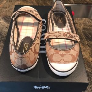 Women’s Coach Flats size 8.5